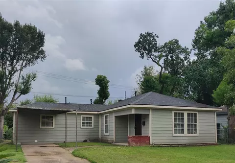 919 Oak Meadows St, Houston, TX 77017