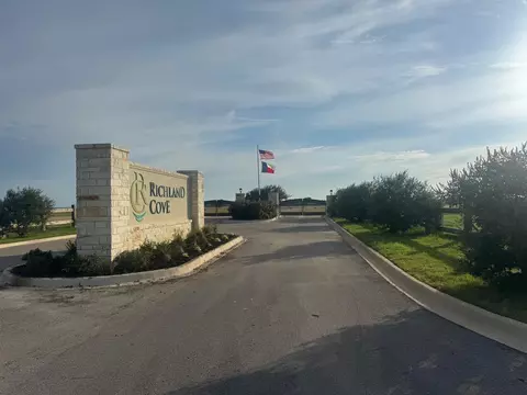 97 Sunset Blvd, Corsicana, TX 75109