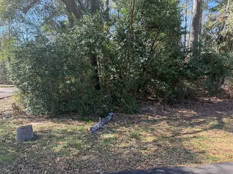 299 Cypress Dr # -B, Conroe, TX 77304