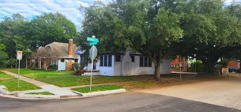 1621 California St, Houston, TX 77006