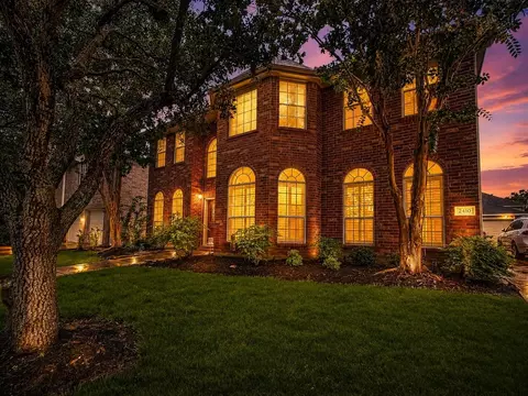 2410 Falcon Knoll Ln, Katy, TX 77494