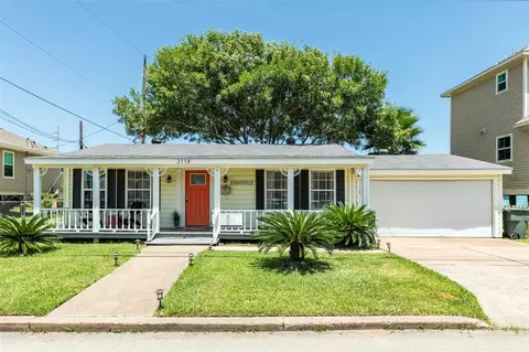 2114 57th St, Galveston, TX 77551