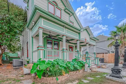 210 E 4th St, Houston, TX 77007 photo 1