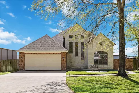 1930 Old River Rd, Montgomery, TX 77356