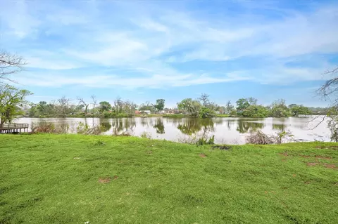 201 Smilie Road Crossing Rd, Angleton, TX 77515