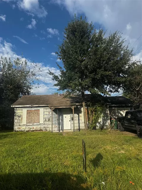 1502 Pleasantville Dr, Houston, TX 77029