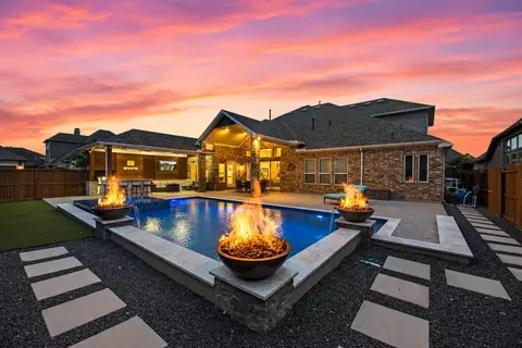 19502 Riverhill Row Ct, Cypress, TX 77433