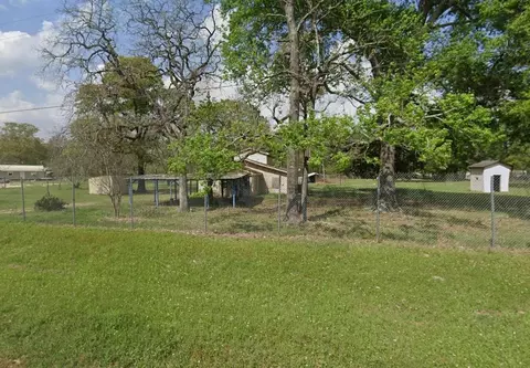18357 Pickering Rd, Conroe, TX 77302 photo 4