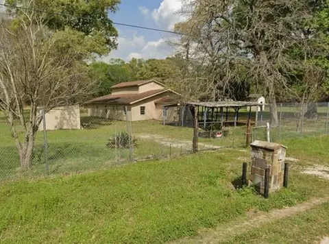 18357 Pickering Rd, Conroe, TX 77302 photo 5