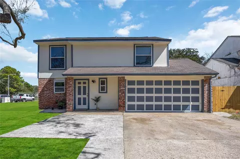 9728 Debbie Ln, Houston, TX 77038