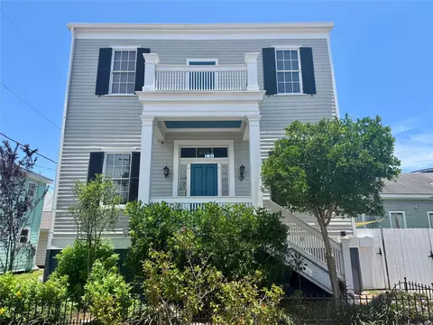 614 16th St, Galveston, TX 77550