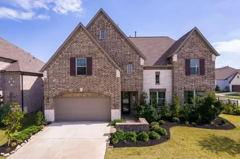 21215 Central Valley Ln, Cypress, TX 77433