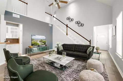 7559 Autumn Sun Dr, Houston, TX 77083