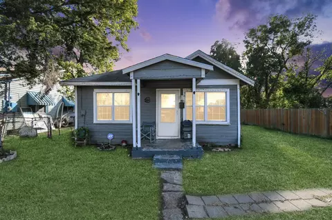 3818 Drew St, Houston, TX 77004