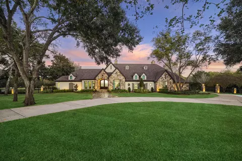 6602 Riva Ridge Dr, Richmond, TX 77406