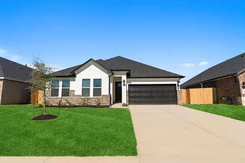 3307 Summercrisp Hollow Ln, Pearland, TX 77581