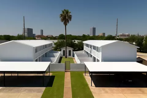 5506 Beverlyhill St #8, Houston, TX 77056