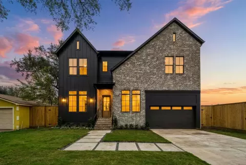 1227 Howard Ln, Bellaire, TX 77401