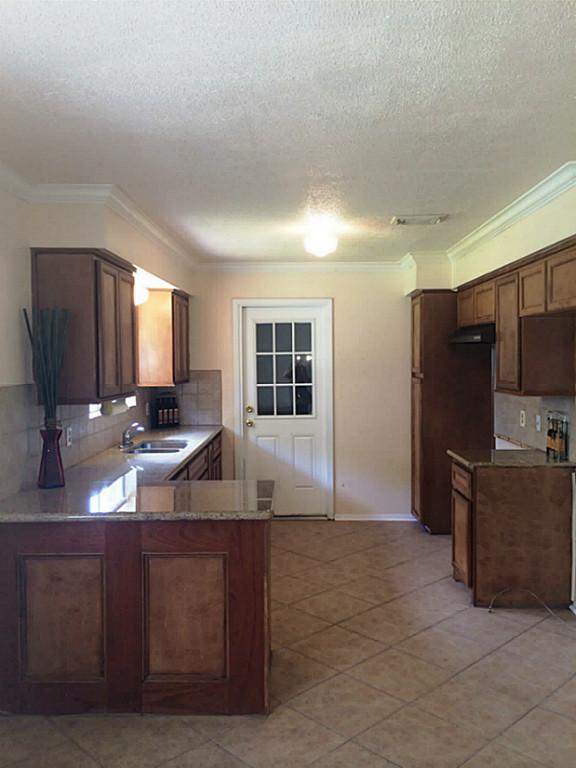1502 Easthaven Dr, Pasadena, TX 77506 photo 1