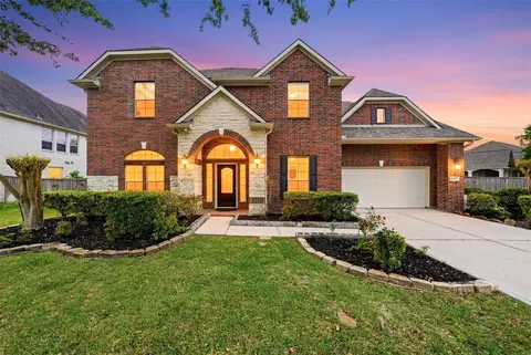 8402 Port Branch Dr, Richmond, TX 77406