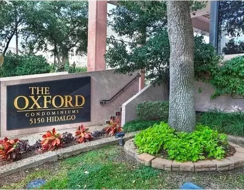 5150 Hidalgo St #1503, Houston, TX 77056