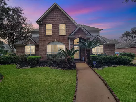 3926 Felicia Dr, Sugar Land, TX 77479