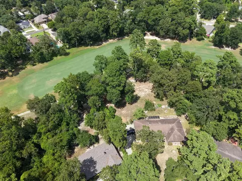 View/Area - 71 Hiwon Dr, Conroe, TX 77304 photo 2 of 12