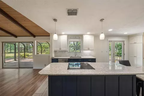 Kitchen - 71 Hiwon Dr, Conroe, TX 77304 photo 1 of 7