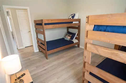 Bedroom - 2295 Lobster, Crystal Beach, TX 77650 photo 3 of 11