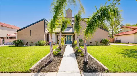 16406 Brook Forest Dr, Houston, TX 77059