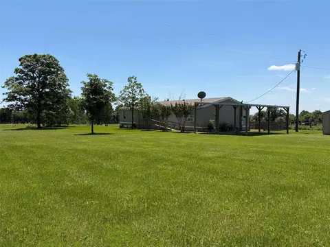 521 County Road 3070, Crockett, TX 75835