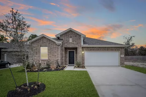 516 Monarch Trl, Huntsville, TX 77340