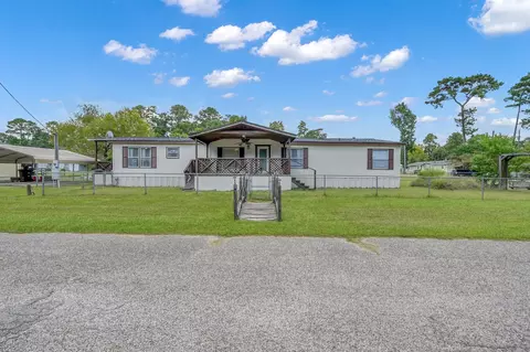 141 Persimmon Rd, Onalaska, TX 77360 photo 1