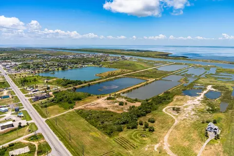 2131 Hwy 87, Crystal Beach, TX 77650