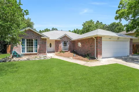 6806 Woodland Oaks, Magnolia, TX 77354