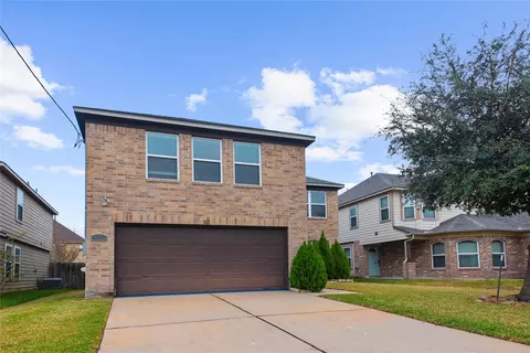 16751 N Rail Dr, Conroe, TX 77385