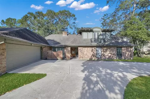 563 Brandon Rd, Conroe, TX 77302 photo 1