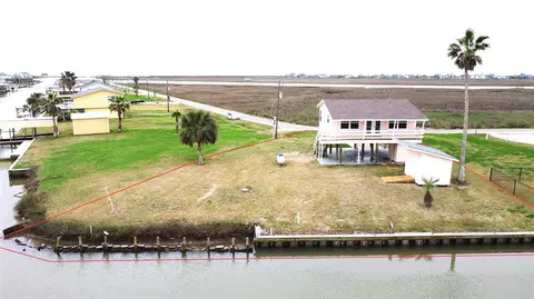 373 Neptune St, Sargent, TX 77414