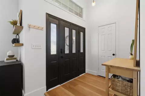 Entry Way - 4723 Williamsburg Dr, Bryan, TX 77802 photo 1 of 3