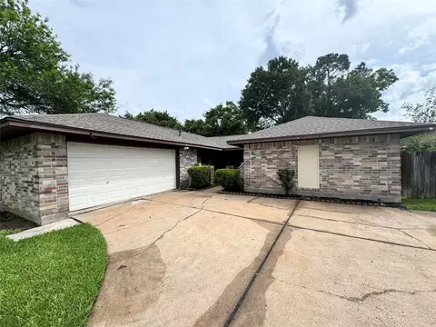 10415 Sageburrow Dr, Houston, TX 77089