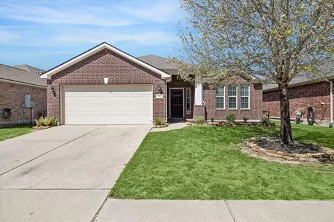21583 Kings Bend Dr, Kingwood, TX 77339