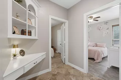 Entry Way - 1680 Beech Dr, Conroe, TX 77385 photo 3 of 9