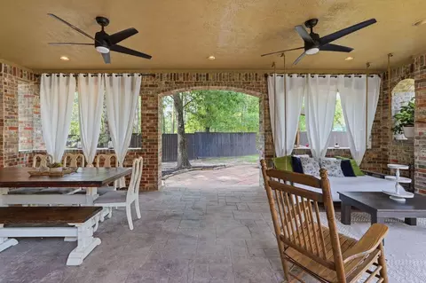 Exterior - 1680 Beech Dr, Conroe, TX 77385 photo 8 of 12