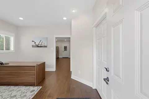 Entry Way - 1680 Beech Dr, Conroe, TX 77385 photo 5 of 9