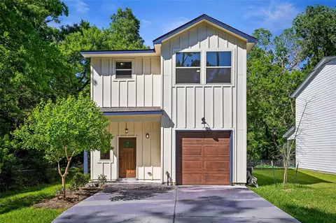 1005 Spokane River Rd, Montgomery, TX 77316