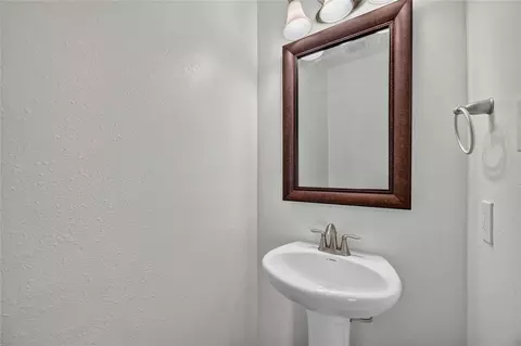Bath - 3007 Cimarron Pass Dr, Spring, TX 77373 photo 1 of 6