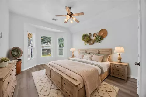 Bedroom - 3007 Cimarron Pass Dr, Spring, TX 77373 photo 1 of 6