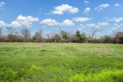 19511 Old Galveston Rd, Webster, TX 77598