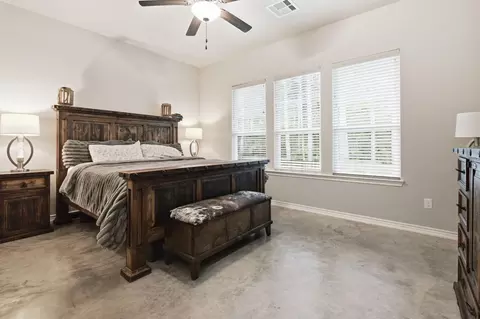Bedroom - 15516 Forest Grove Dr, Willis, TX 77378 photo 1 of 2