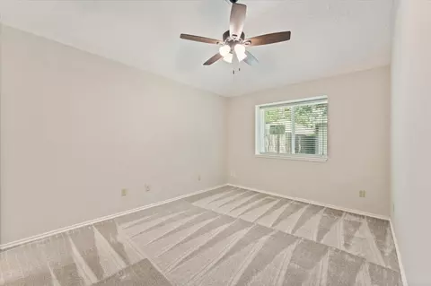 Bedroom - 4906 Meadowfox Pl, Spring, TX 77389 photo 5 of 6